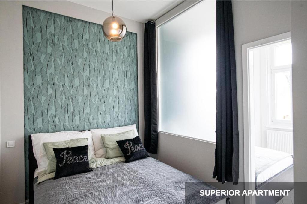Bpr Agathe Elegant Suite With Parliament View Budapest Exterior photo